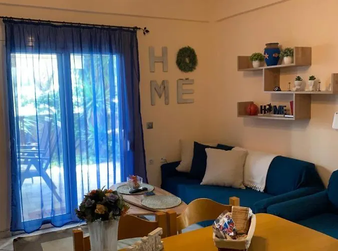 In Kallithea * Kallithea (Chalkidiki)